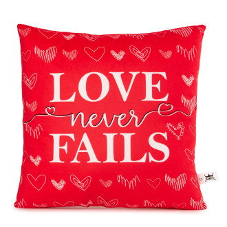 Възглавница "Love never fails"